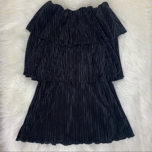 Alexis Dresses & Skirts - Alexis Tiered Strapless Dress Black